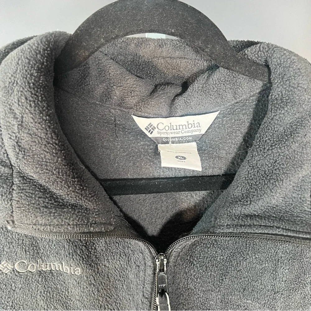 Columbia vest. Size XL. - Picture 6 of 16